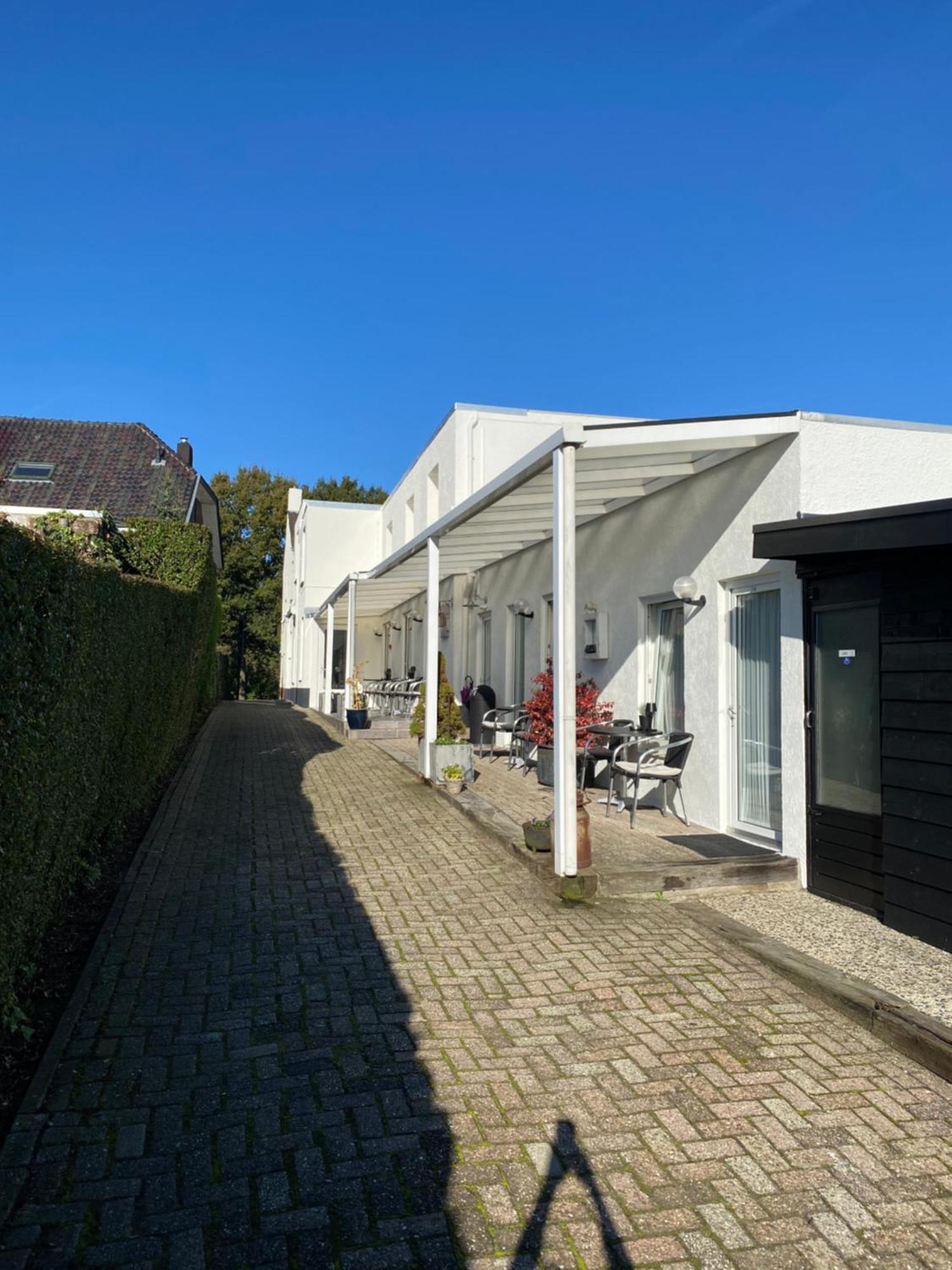 Hotel Oranje 2*